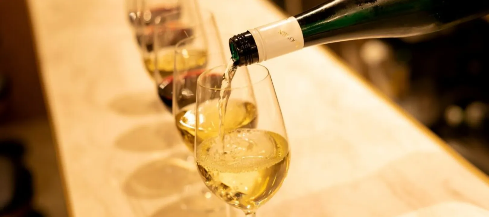 フレンチ酒場GOLD 大阪梅田店 メインビジュアル