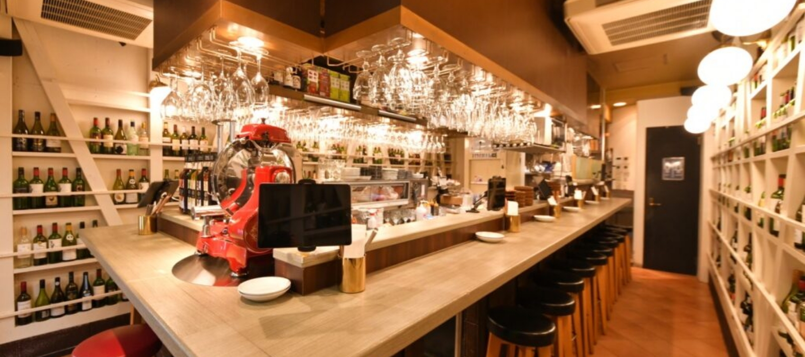 フレンチ酒場GOLD お初天神店 メインビジュアル