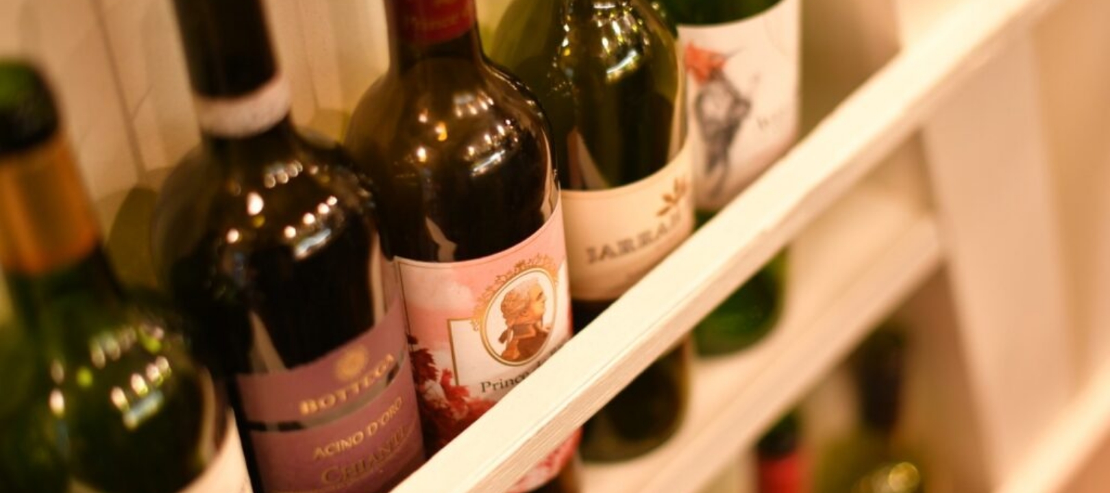 フレンチ酒場GOLD お初天神店 メインビジュアル