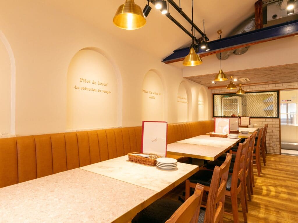 【1階/2階】テーブル席の画像