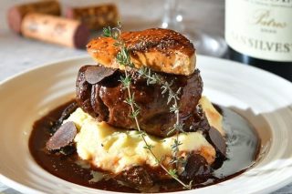 牛フィレ肉とフォアグラのロッシーニの画像